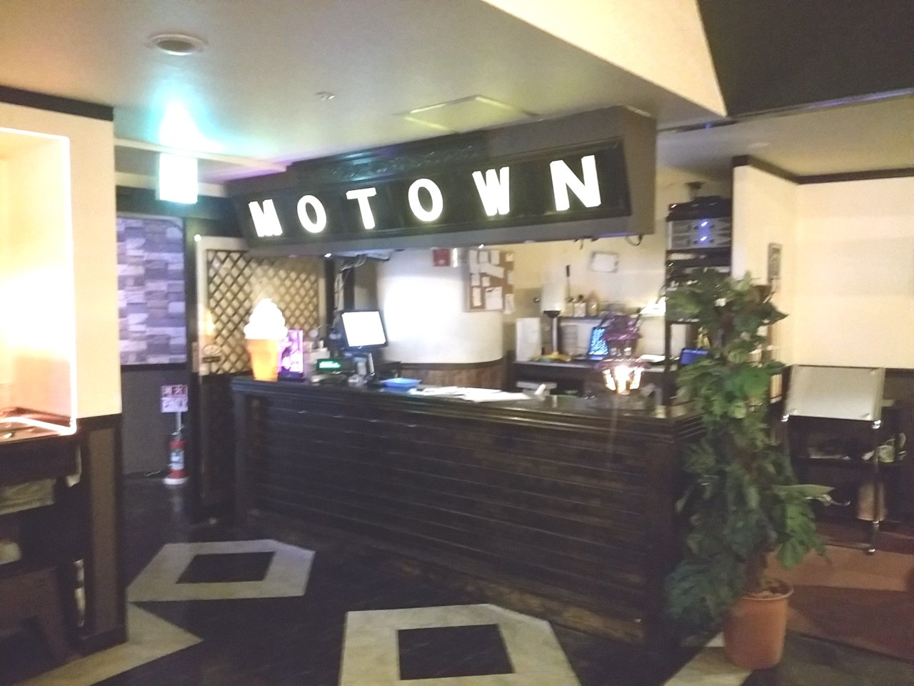 Cafe ダイニング Motown バグダッドカフェ 八王子のバーテンダー ホールスタッフ アルバイト パート求人情報